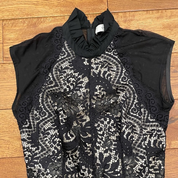 Lover Eternity Lace Jumpsuit US 4 - Picture 10 of 10